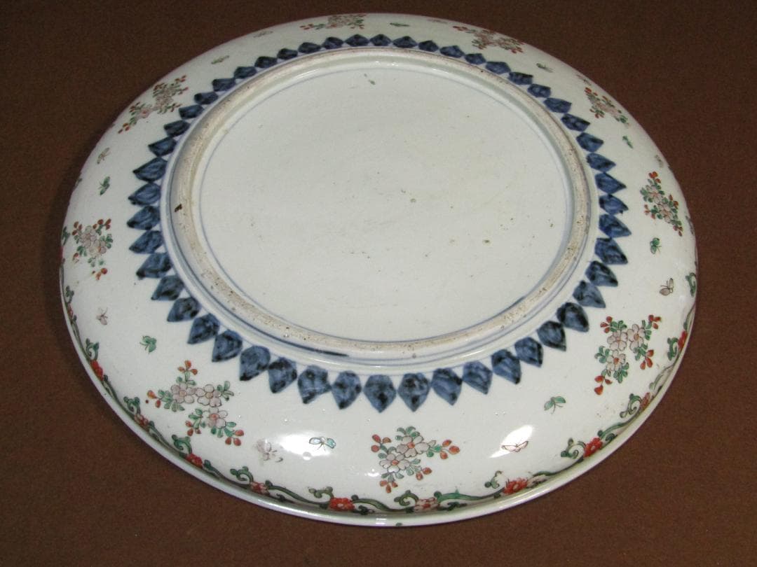 【色絵　時代　割絵花見踊り図　一尺四寸　銅鑼鉢・大皿】古伊万里