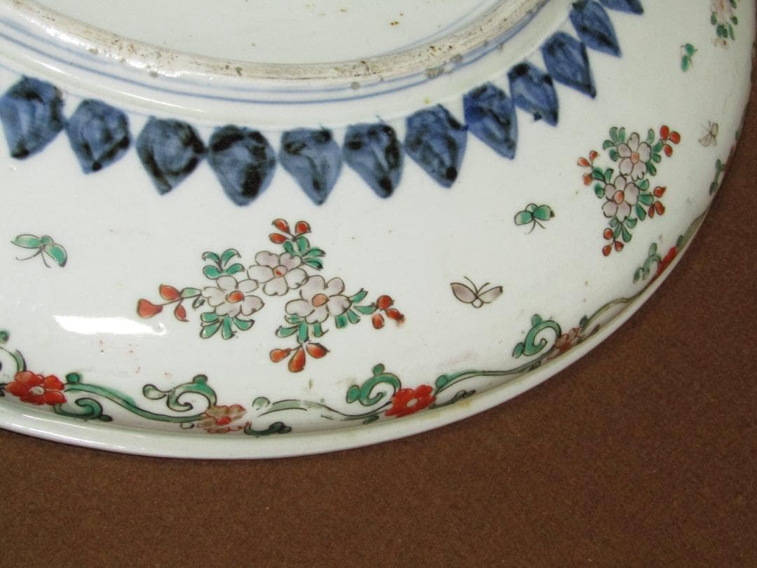 【色絵　時代　割絵花見踊り図　一尺四寸　銅鑼鉢・大皿】古伊万里