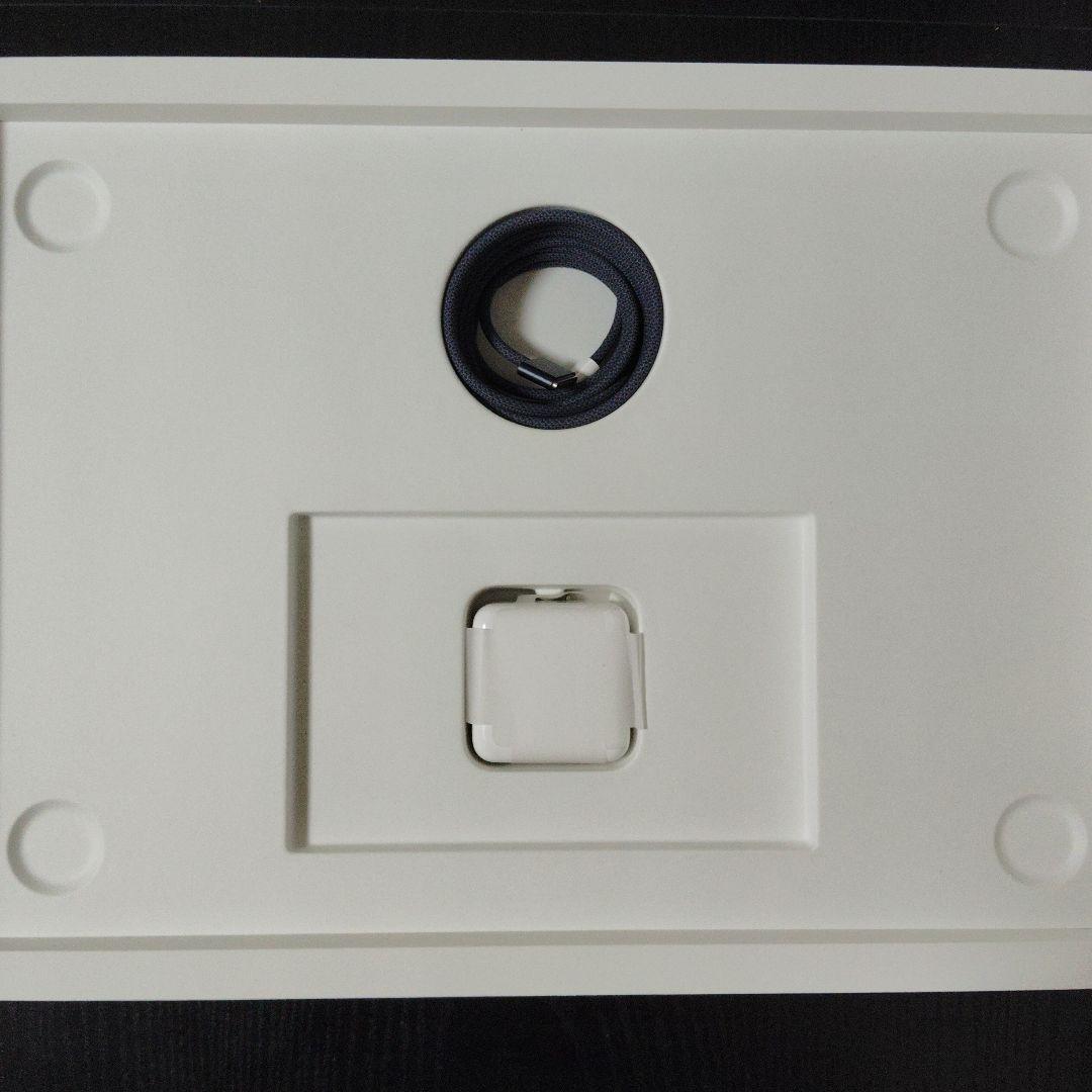 MacBook Air M3 15インチ 16GB/256GB