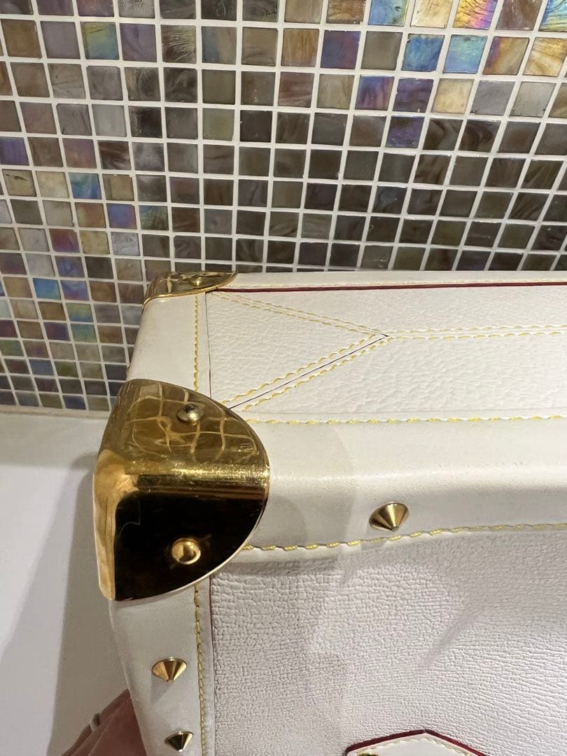 LOUIS VUITTON ルイヴィトン ハンドバッグ 白