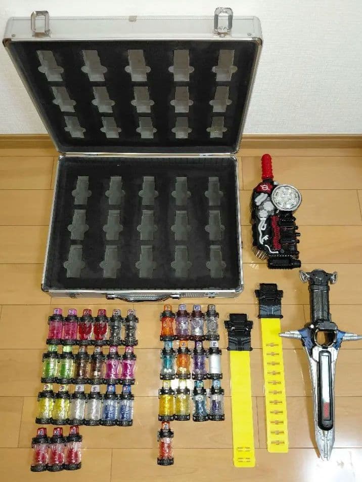 仮面ライダービルド 　ベルト　フルボトルセット