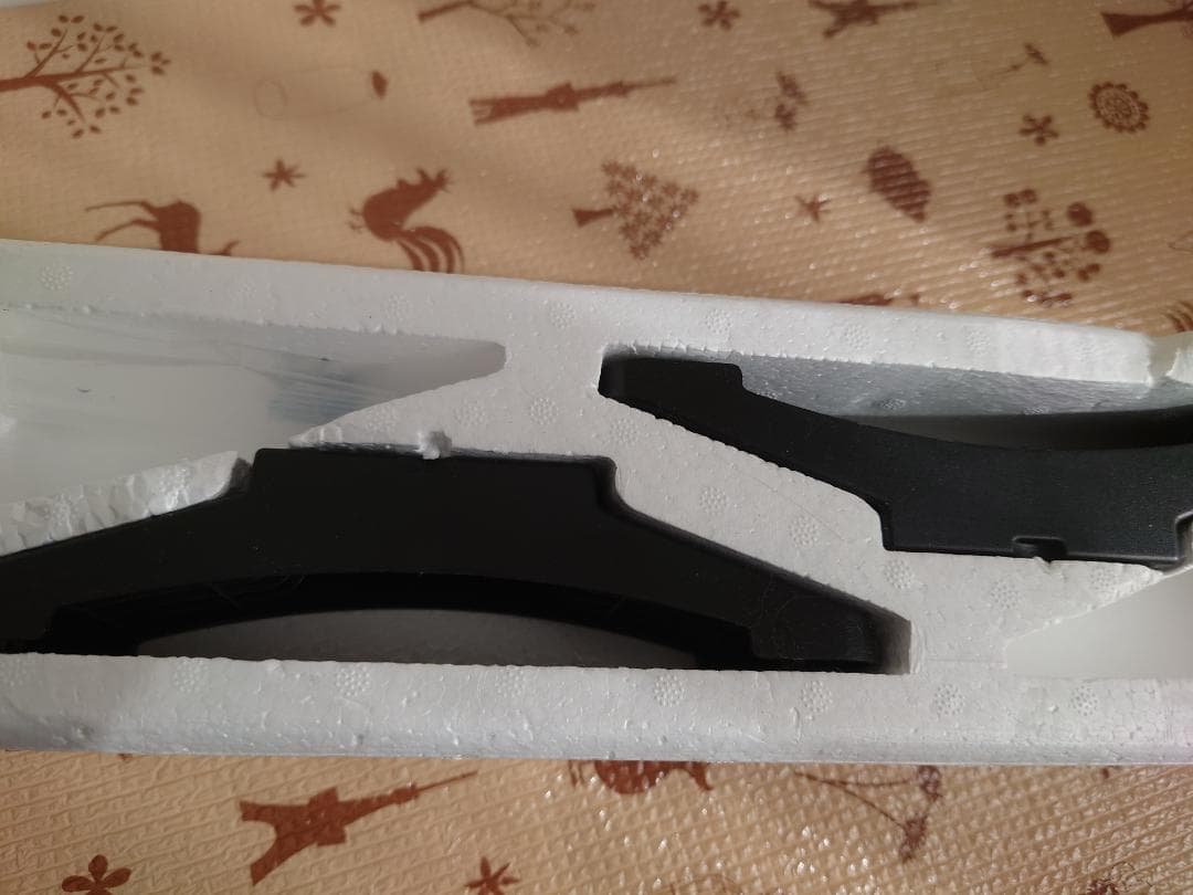 美品 2024年製 ベルソス オイルレスヒーター 8畳 1200W