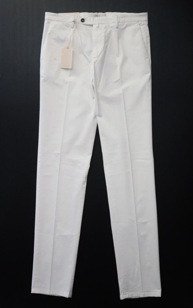 新品【ブリリア 1949】 秋冬コットンストレッチ 1プリーツパンツ 白 48