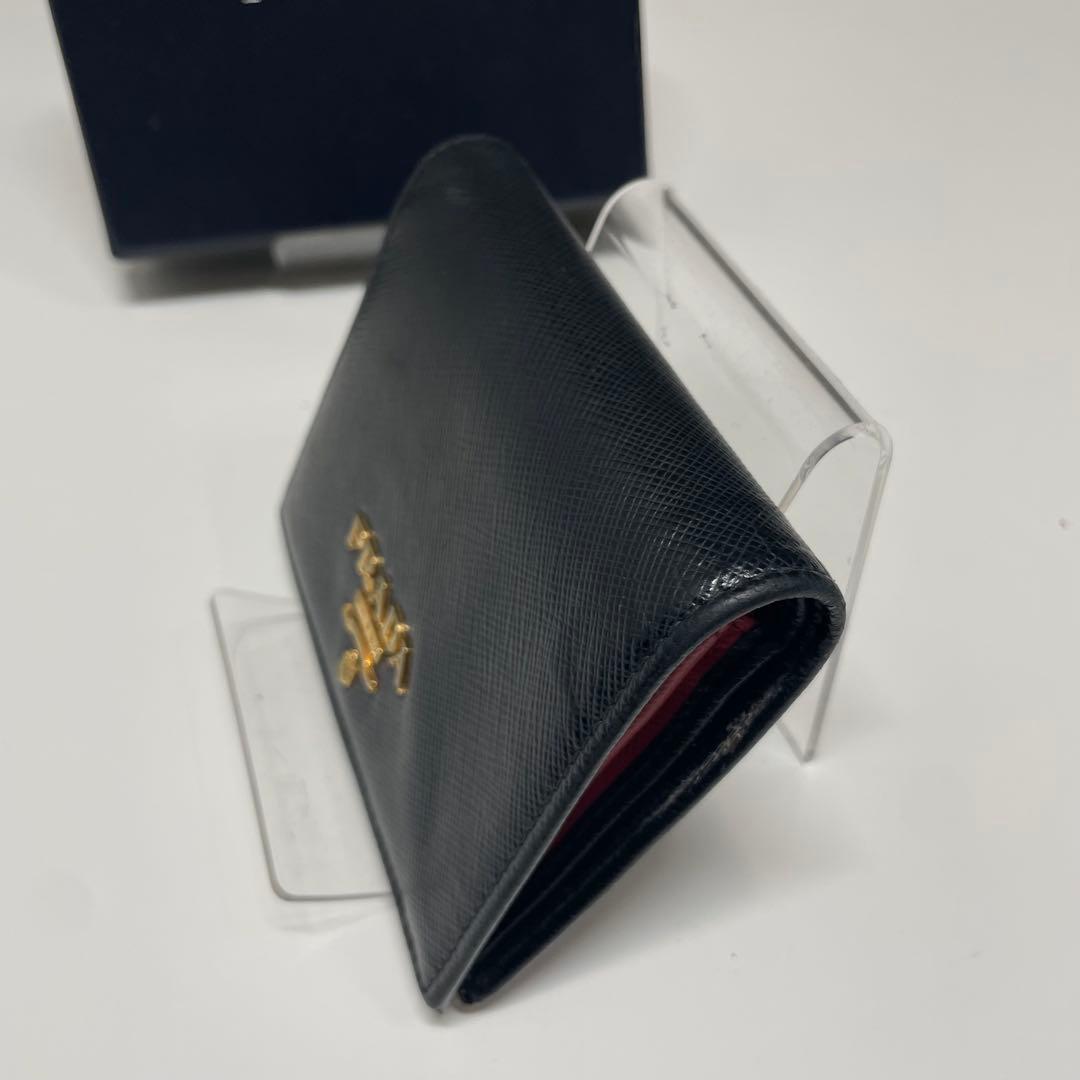Y*U様 PRADA ブラック 二つ折り財布 箱付き