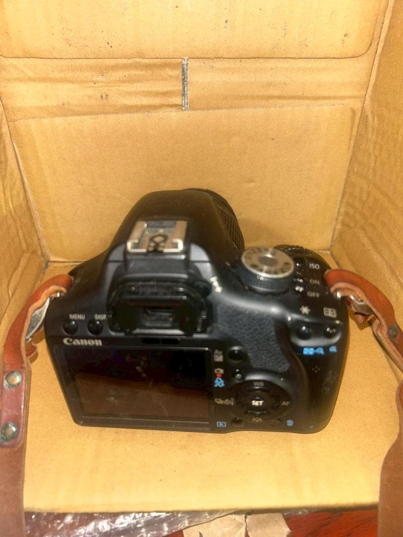 H1 CanonEOSKISS X3デジタル一眼レフカメラ 動作未確認　ジャンク