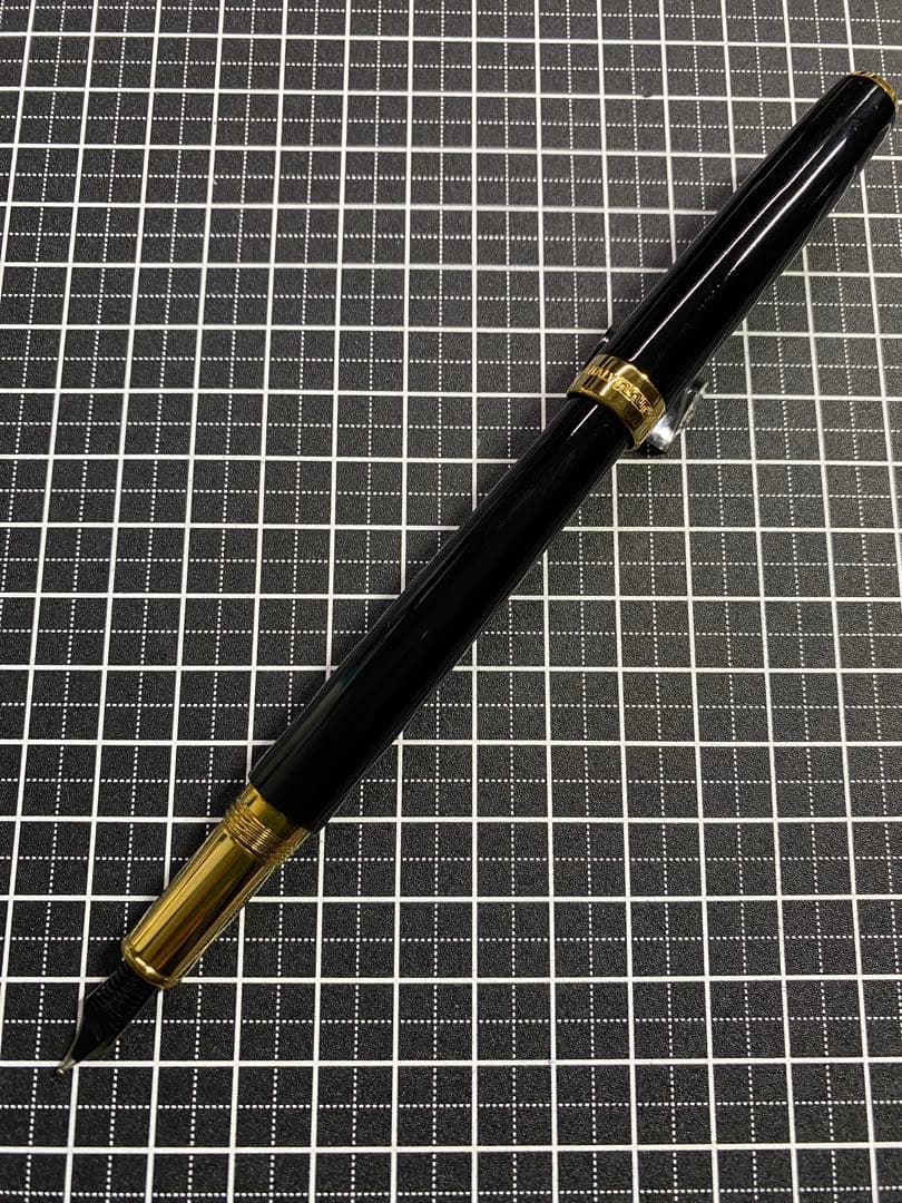 Montegrappa 402 collection 万年筆 字幅F程度