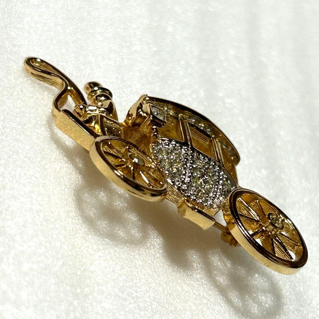 バーバリー Burberrys 【ヴィンテージ】 旧ロゴ　ブローチ　馬車型