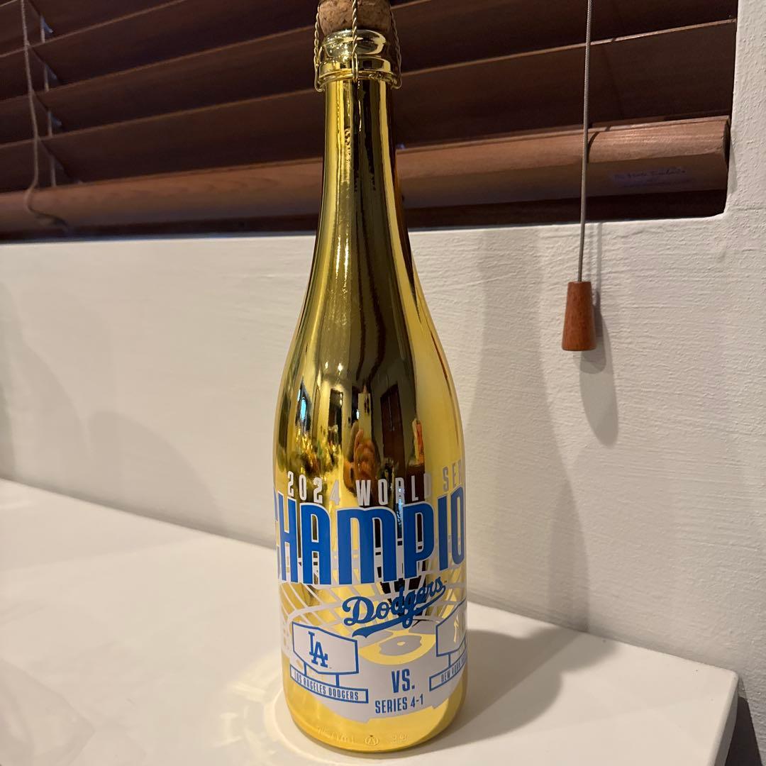 2021 WORLD SERIES CHAMPION Dodgersシャンパン
