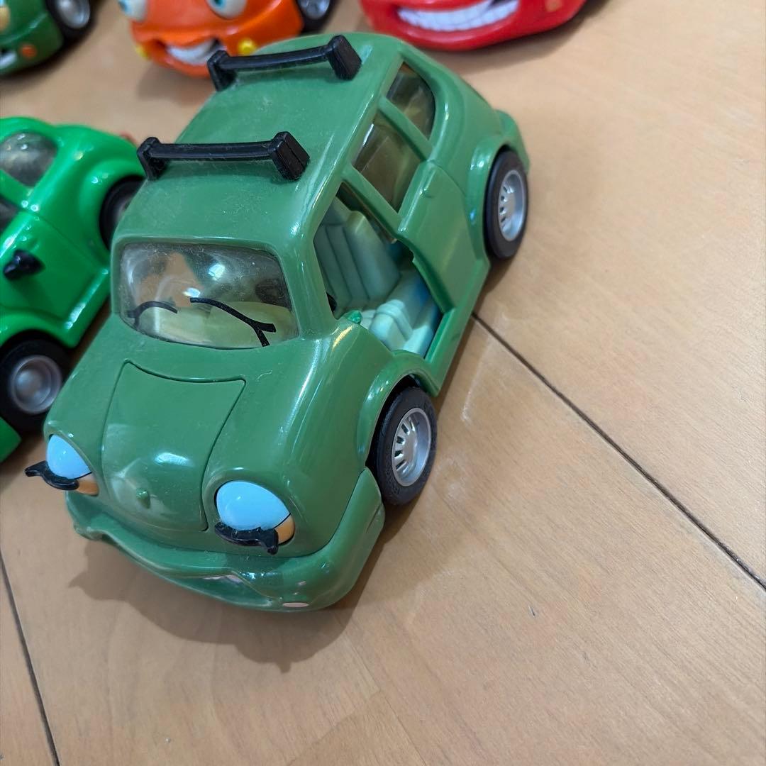 シェブロンカーズ　31台