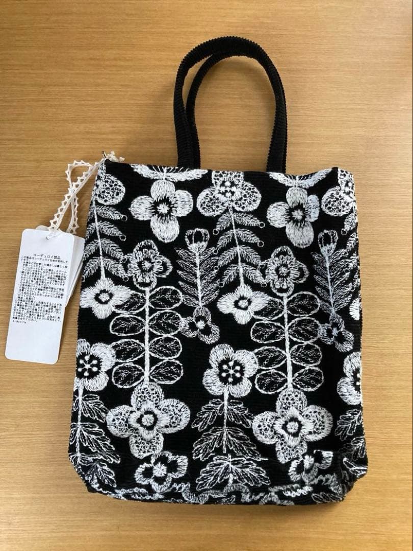 ア*☆様 ミナペルホネン　トーストバッグ　swing flower 新品未使用