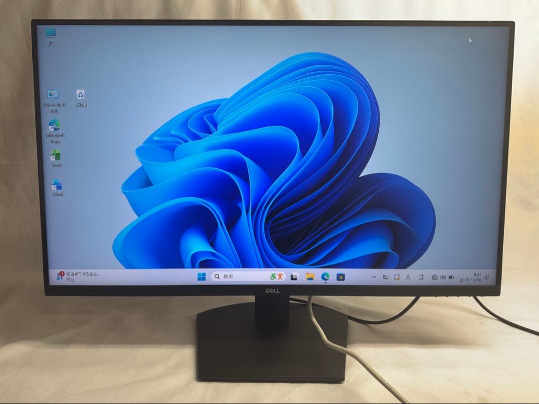 Dell SE3223Q 31.5インチモニター 4k解像度 UHD2023年製