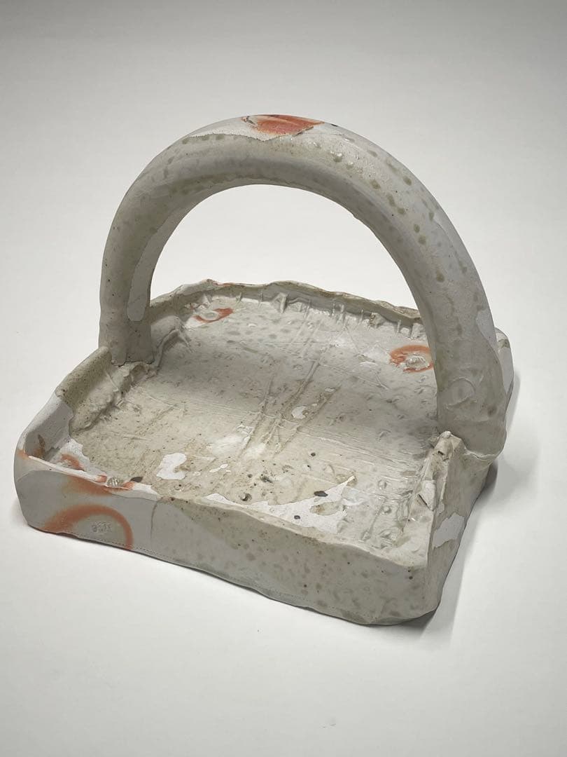 夭折の天才陶芸家 中島勝乃利作 「PLATON ASA（手ツキ皿）」