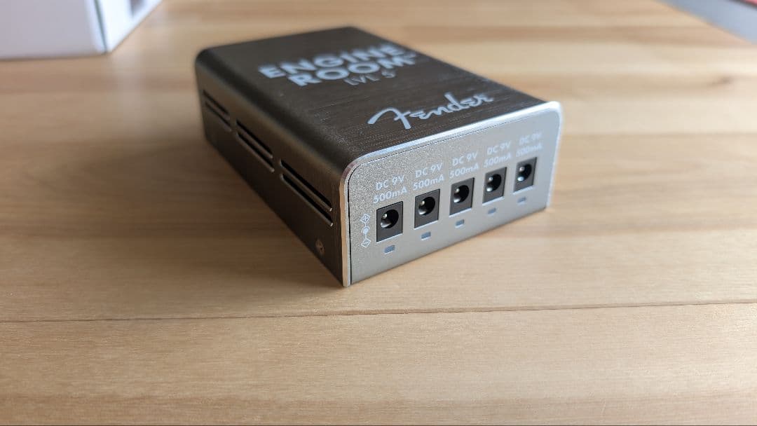 Fender ENGINE ROOM LVL 5 パワーサプライ 中古