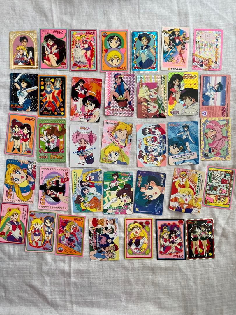 【匿名配送】セーラームーン　カード　シール　まとめて　35枚　入手困難