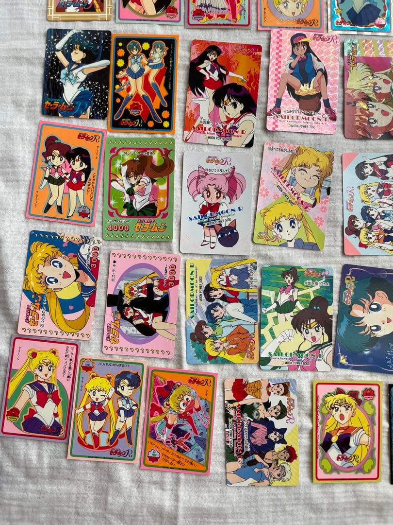 【匿名配送】セーラームーン　カード　シール　まとめて　35枚　入手困難