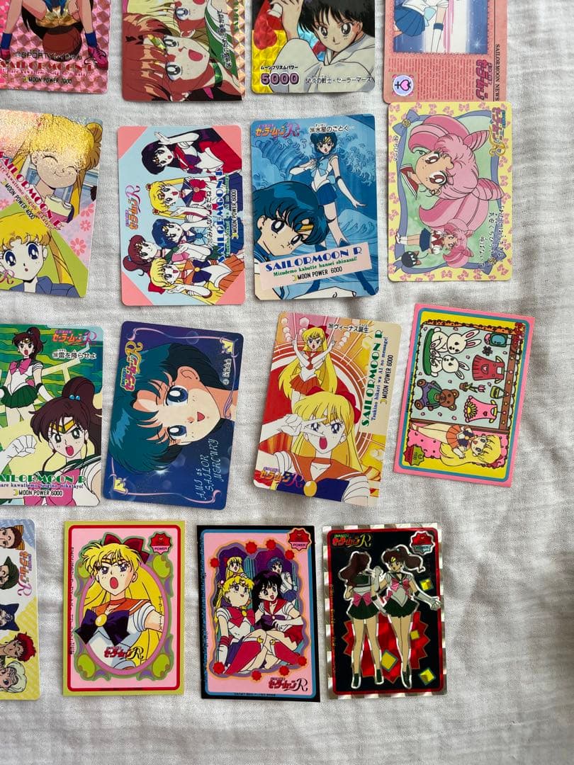 【匿名配送】セーラームーン　カード　シール　まとめて　35枚　入手困難