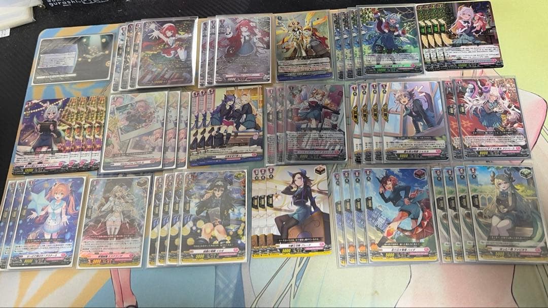 ヴァンガード フォリアデッキ 【スリーブなし❗️LSRあり❗️】