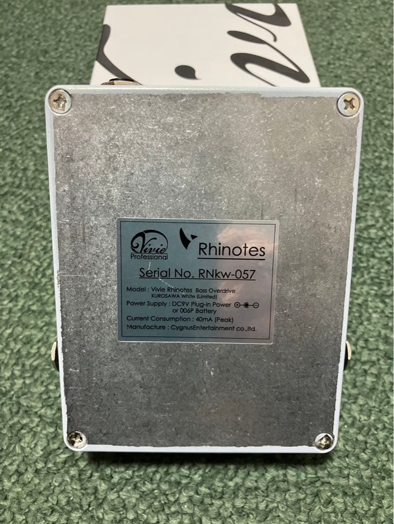Viva Rhinotes ベース オーバードライブ 限定カラー 白