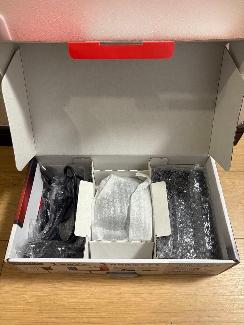 Nintendo Switch 青/赤 Joy-Con