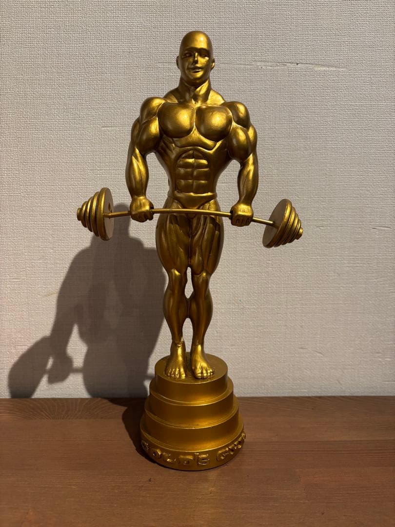 ゴールドジム モニュメント像（非売品）gold’s gym