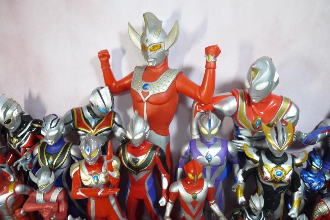 ウルトラヒーローシリーズ　ビッグサイズソフビフィギュア　ウルトラマン　100体