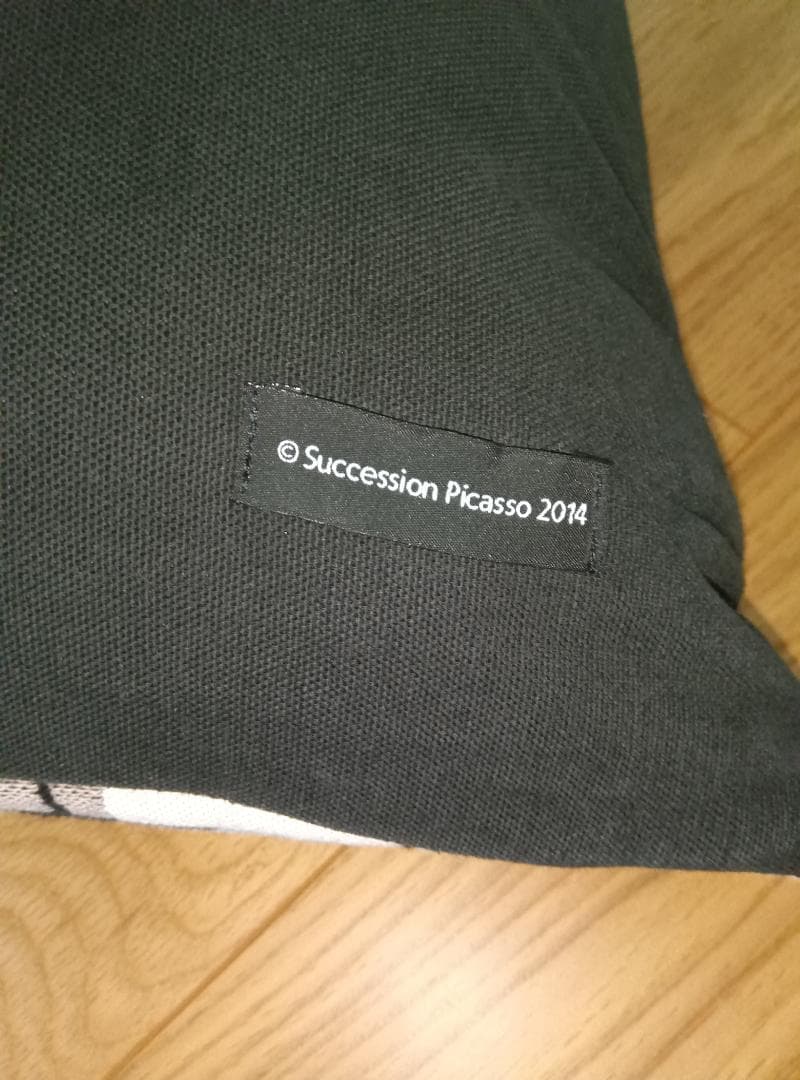 JULES PANSU　ピカソ　クッション　コンランショップ