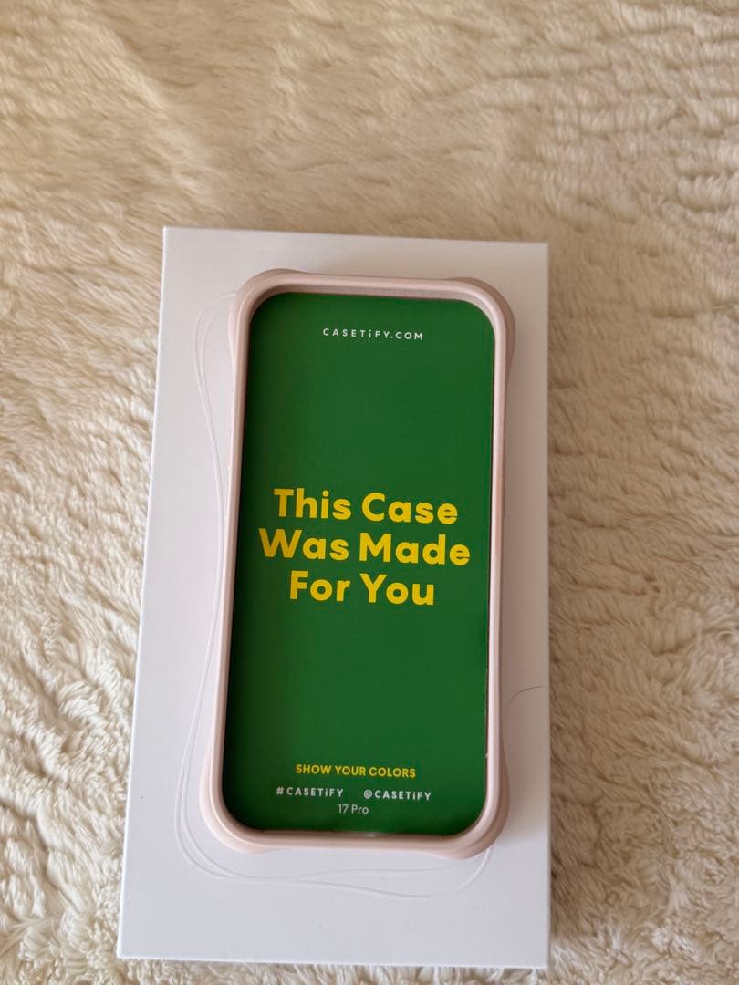Casetify iPhone 17Pro ケースとマグネットスタンド