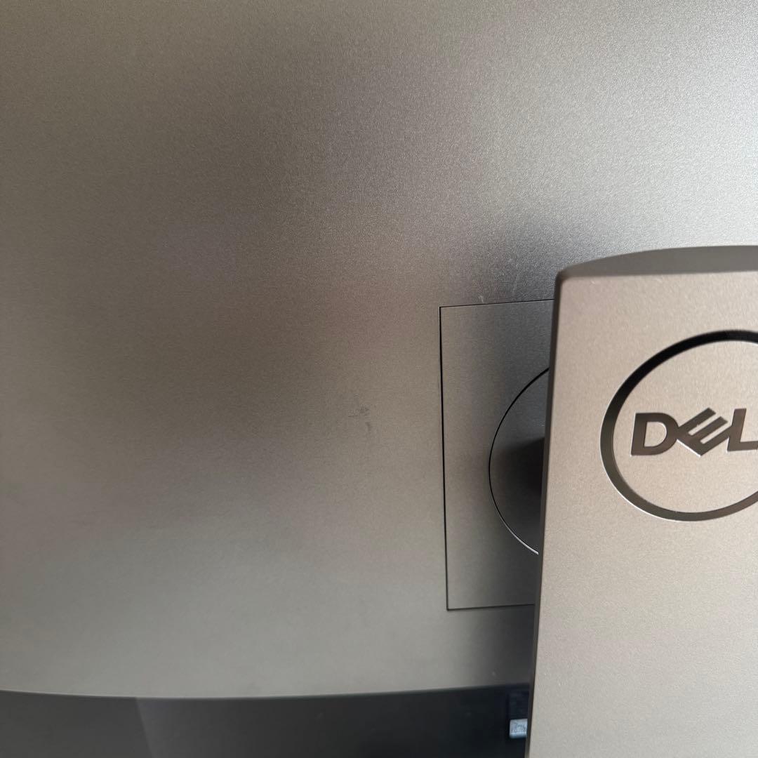 美品 Dell U2720QM 27インチ 4K モニター　USB-C対応