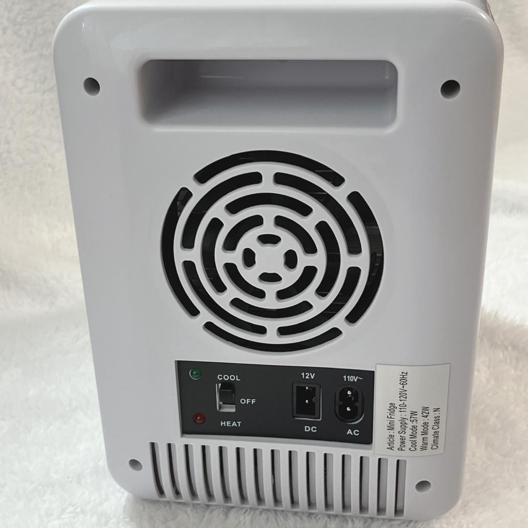 化粧品保管・寝室にも✨小型冷蔵庫 4L 冷温庫 コンパクト ミニ冷蔵庫