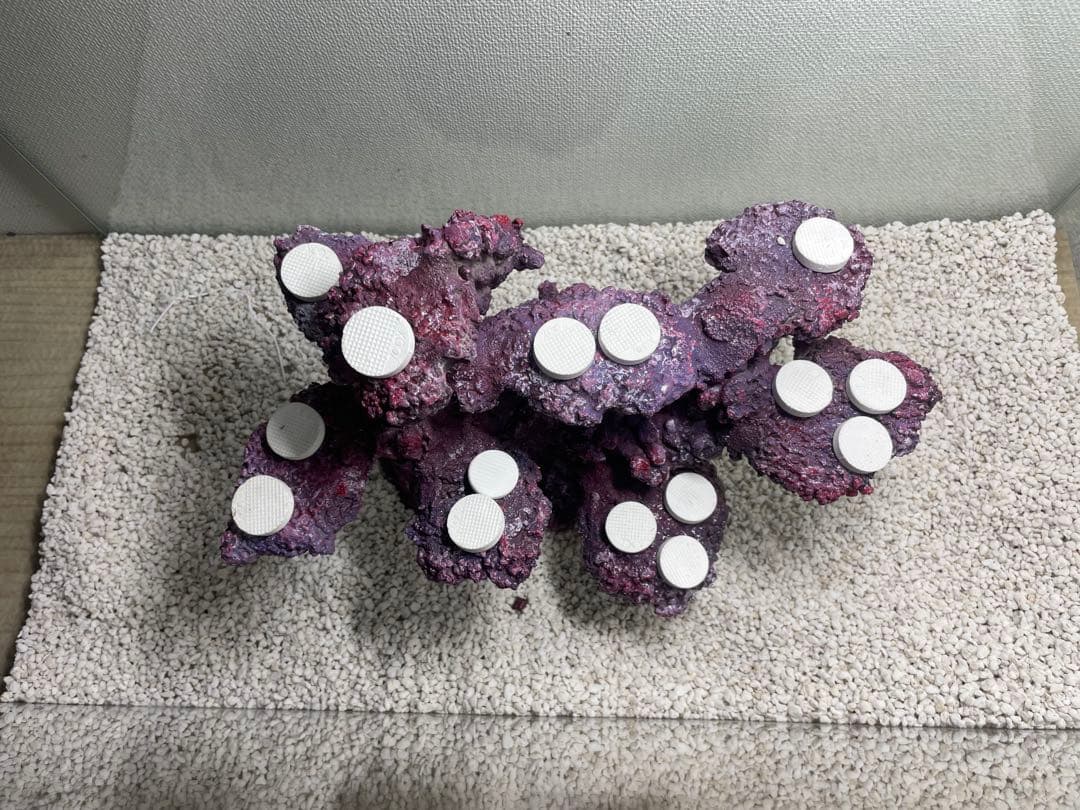 【送料無料】人工ライブロック　PHR22／15穴加工　アク抜き済み安心塗料使用