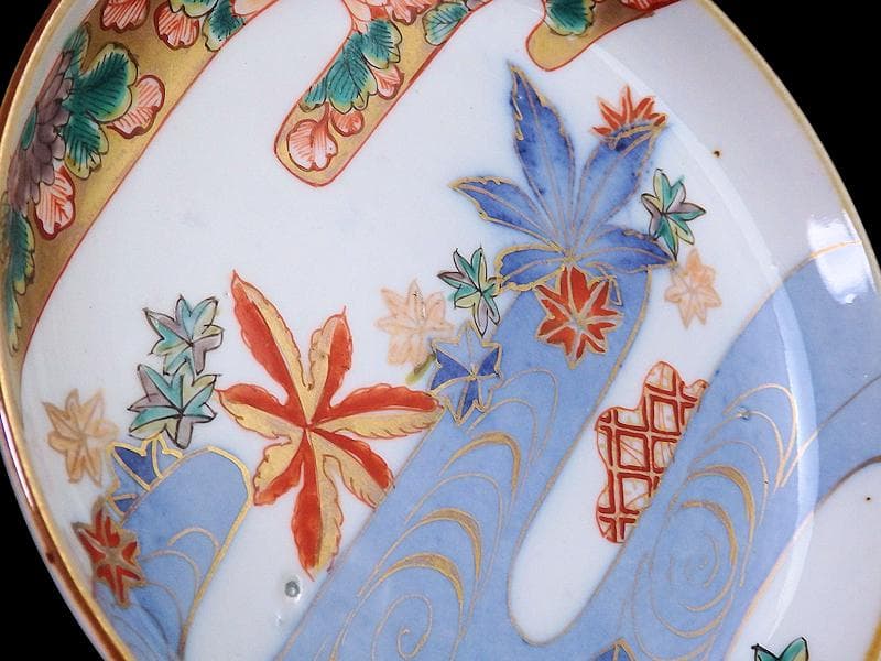 古伊万里　金襴手　竜田川に紅葉の図　５寸皿　C105AS-CZb