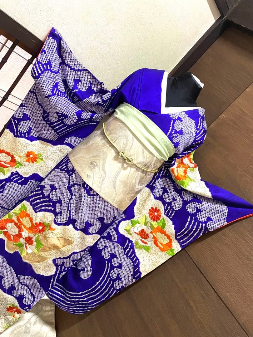 振袖 フルセット6点サイズS〜M駒刺繍　絞り　立波舟草花文　金彩　正絹