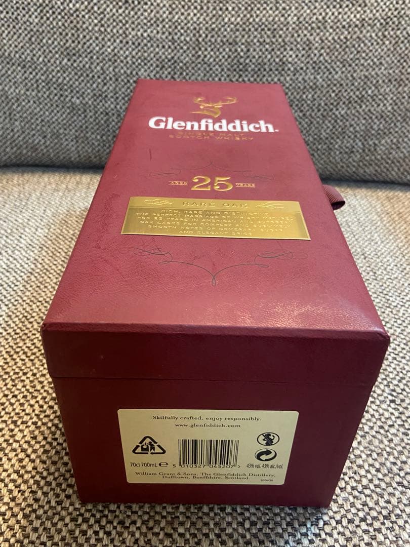 ウイスキー Glenfiddich 25 Year Old Rare Oak