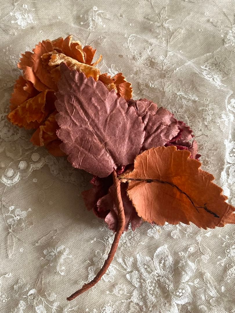 アンティークヴィンテージベルベット布花コサージュブローチ帽子ドレスパーツ装飾