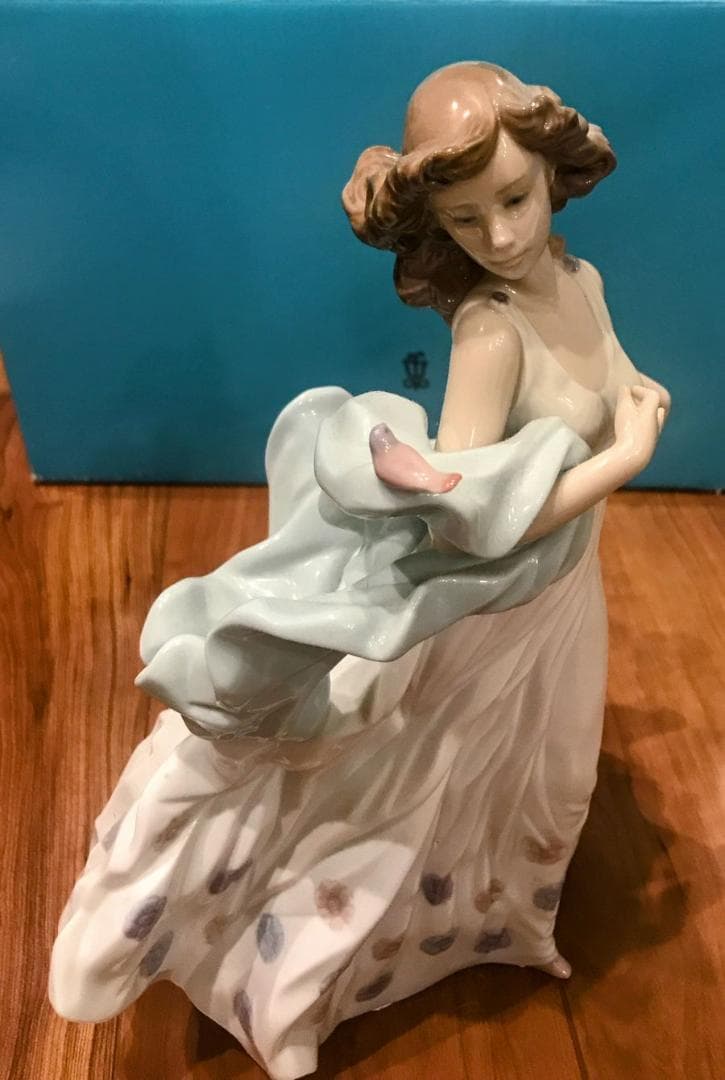 リヤドロ LLADRO 【夏のセレナーデ】美品