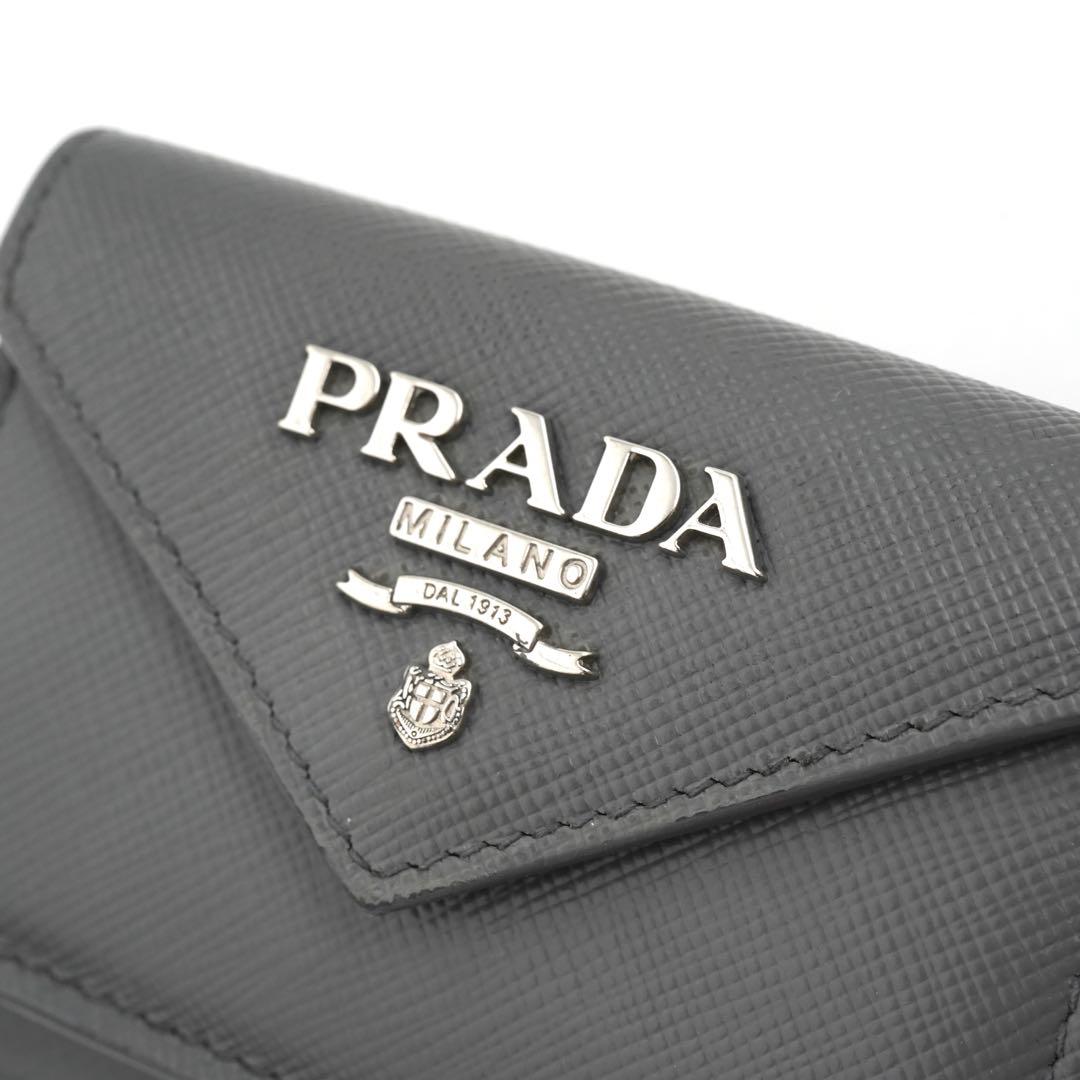 ✨未使用に近い✨　PRADA ミニ財布　サフィアーノレザー　バイカラー　三つ折り