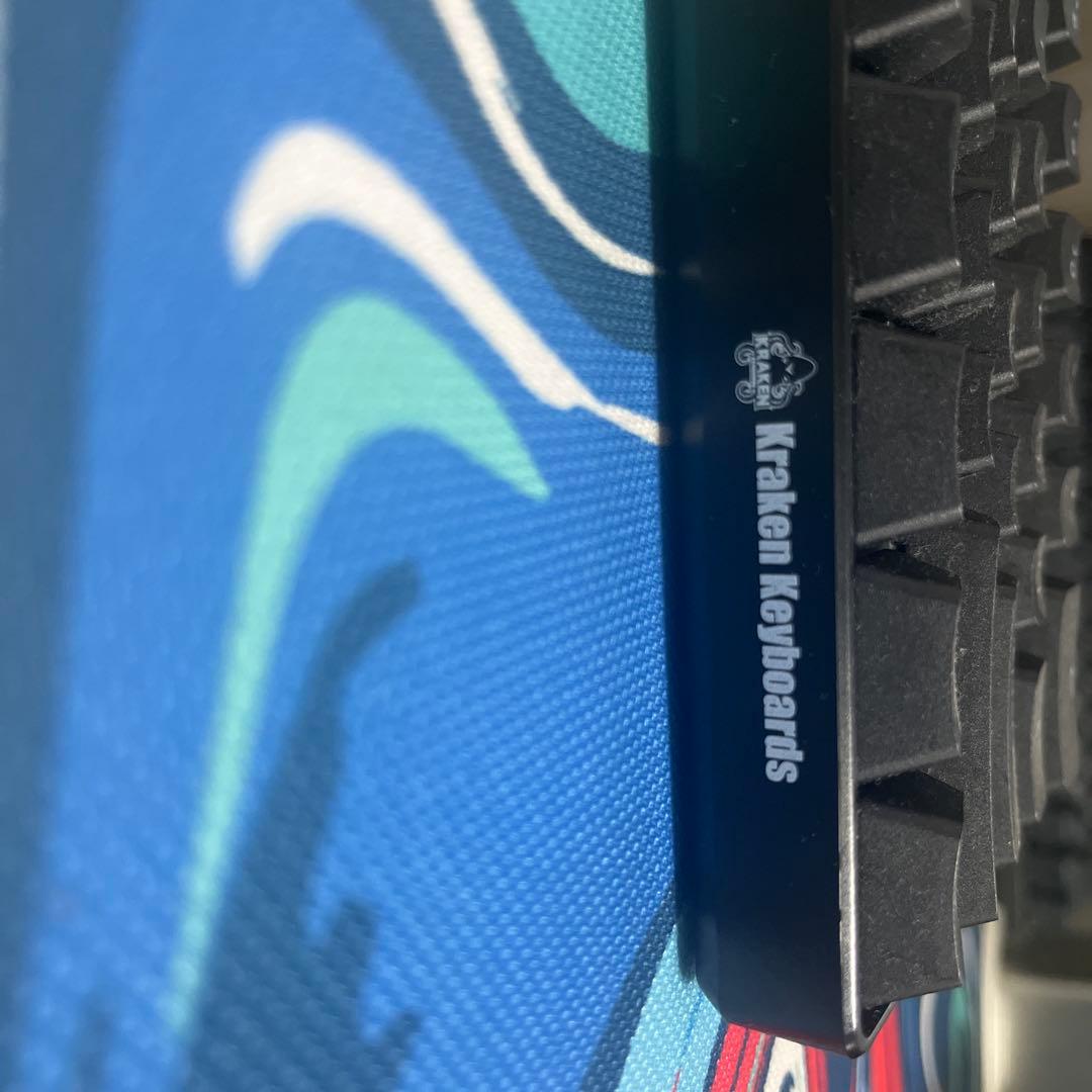 Kraken銀軸ゲーミングキーボード