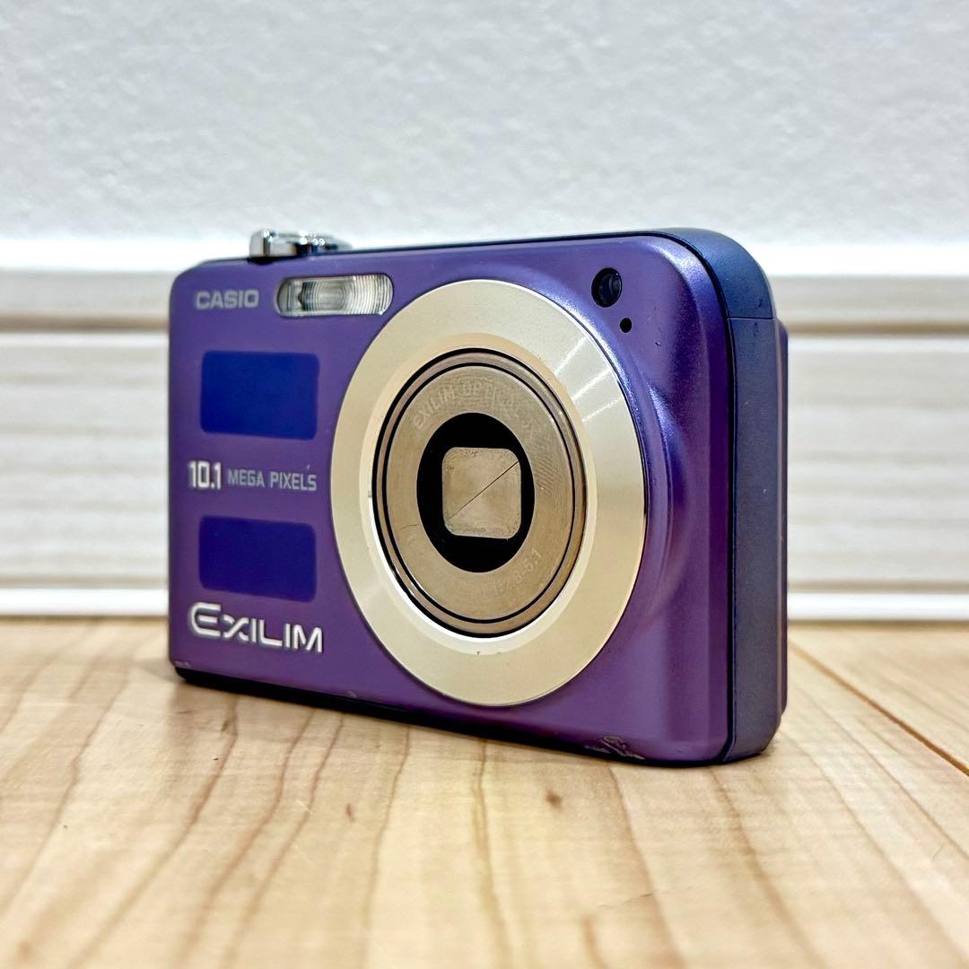 【希少カラー】　CASIO EXILIM EX-Z1050 デジカメ　　コンデジ