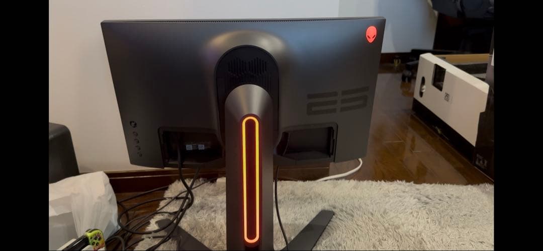 ディスプレイ・モニター本体 aroe08  DELL Alienware AW2521HF