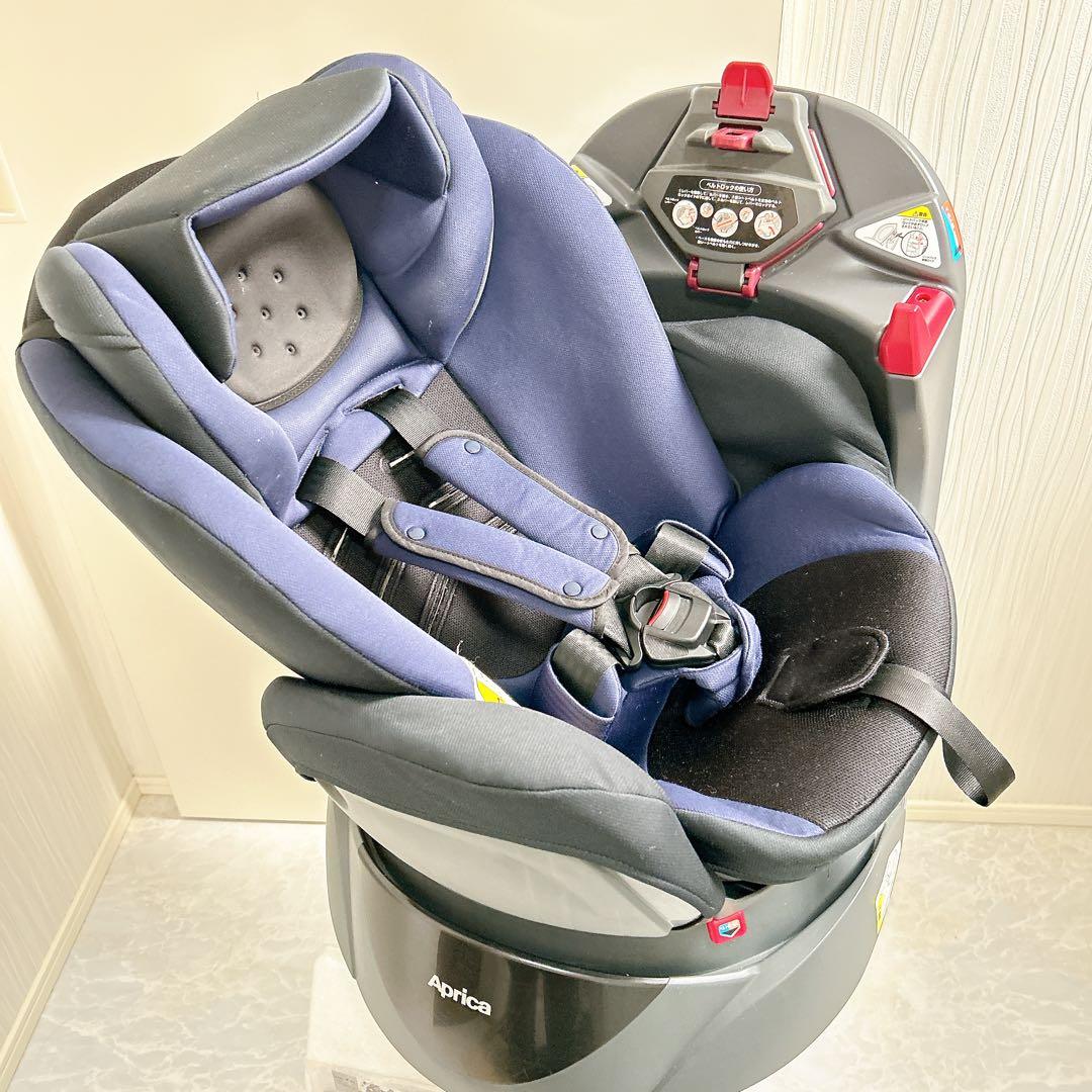 美品✨ディアターン プラス AB 車用チャイルドシート ネイビー
