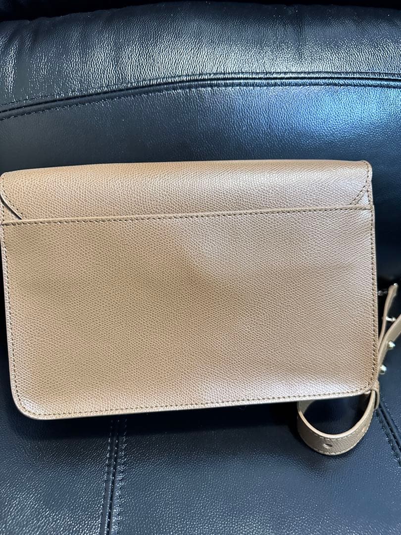 FURLA ベージュ ハンドバッグ　　値下げ不可！