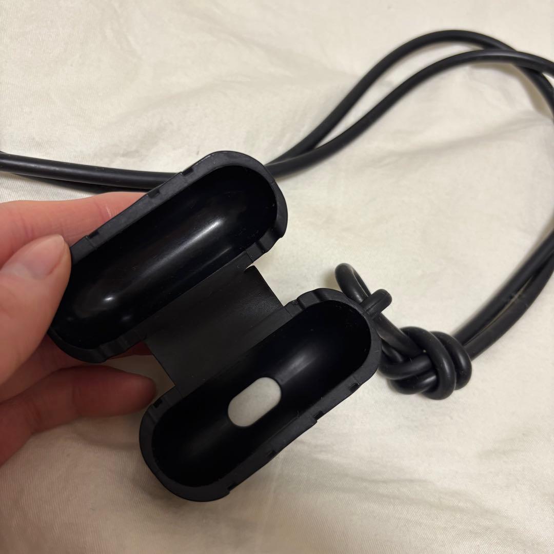 ボッテガヴェネタ AirPodsケース