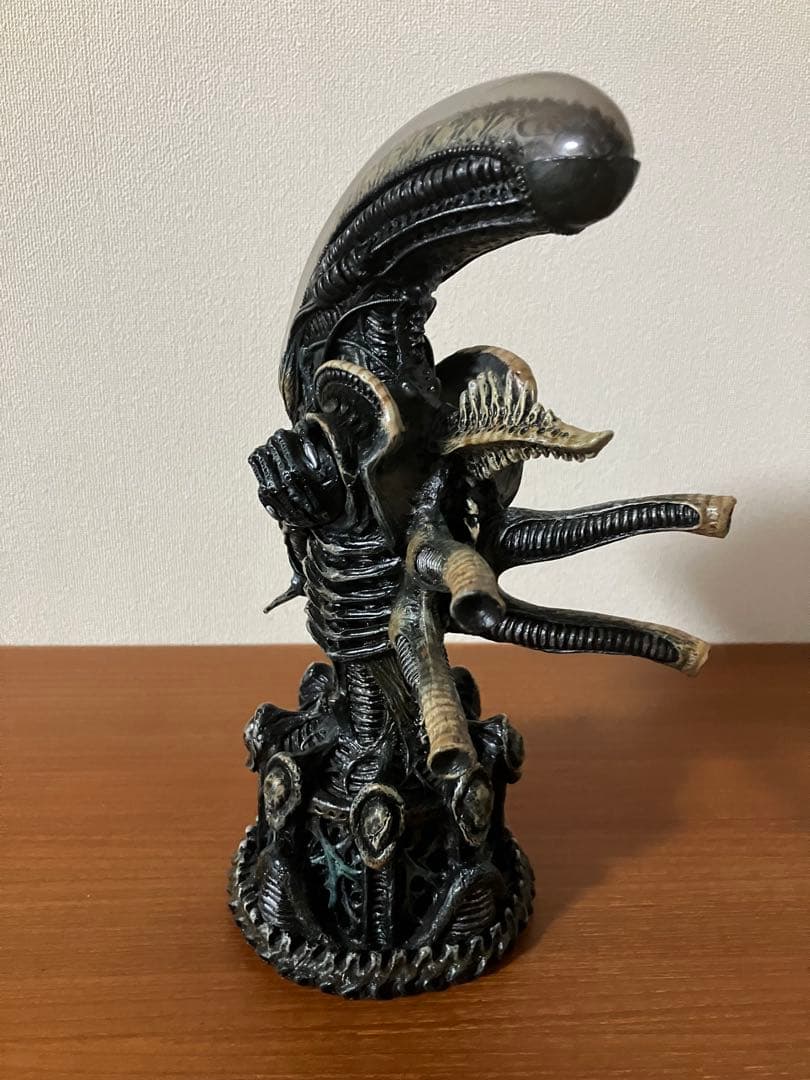 う*お様 【限定品】パリセイズ　エイリアン　スペシャルエディション ミニバストス