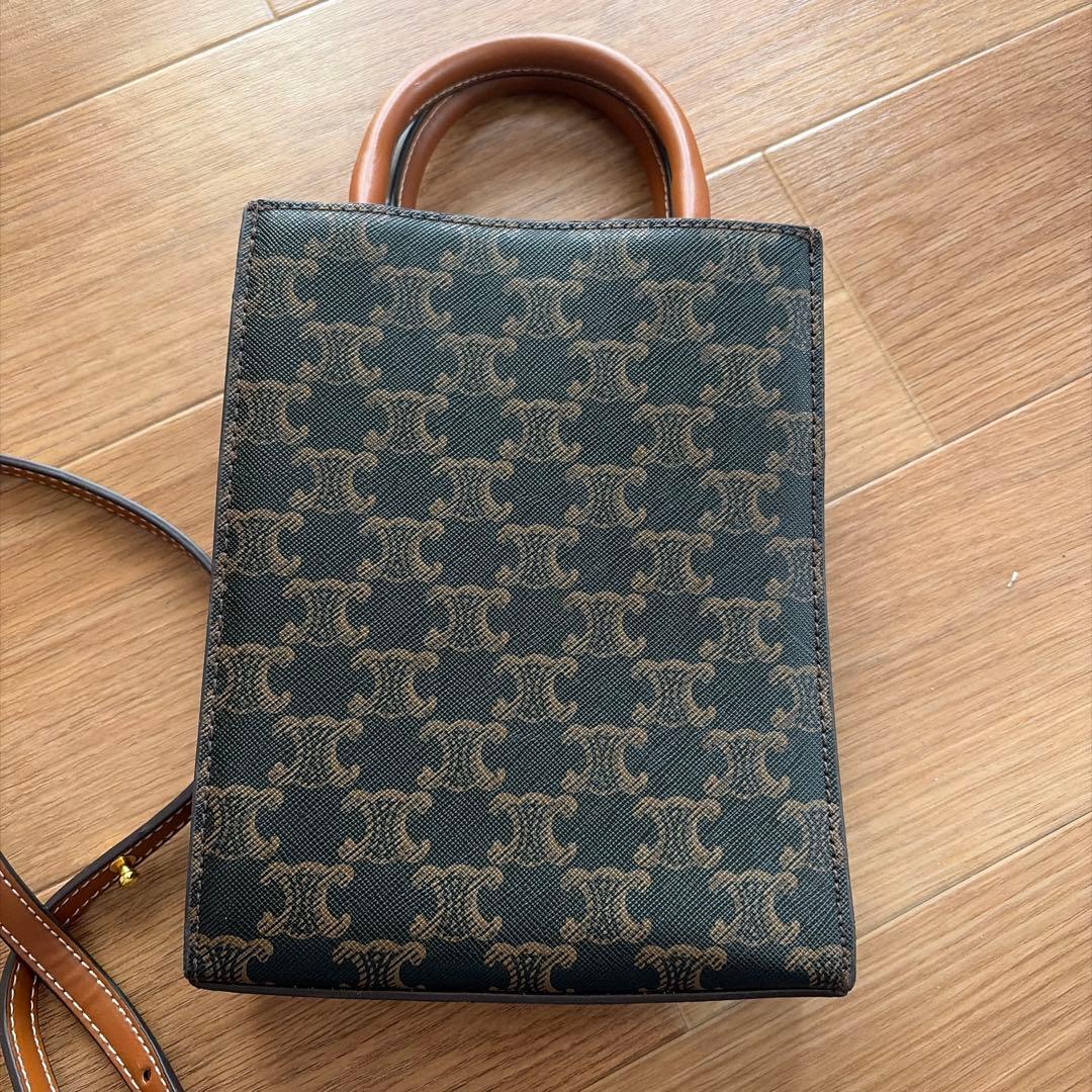 ダークブラウン ショルダーバッグ