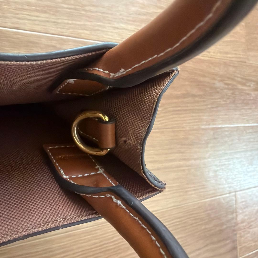 ダークブラウン ショルダーバッグ