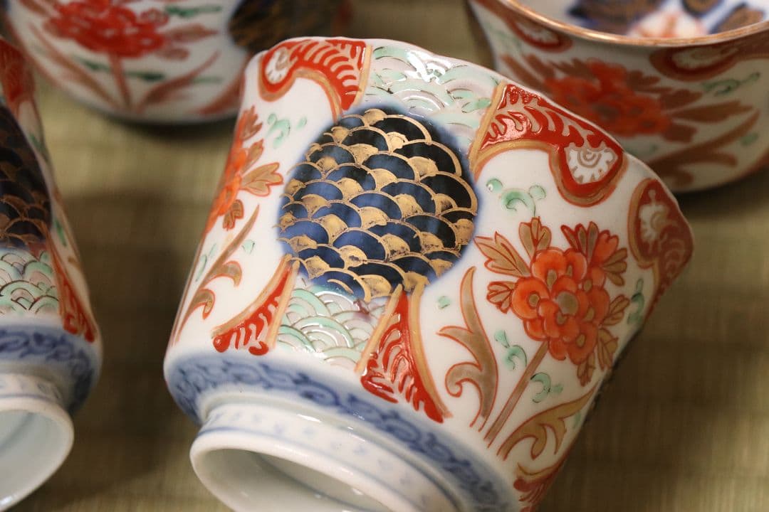 【CM57】古伊万里 色絵 小鉢 向付 五客 蕎麦猪口 草花 青海波 丸文 錦手