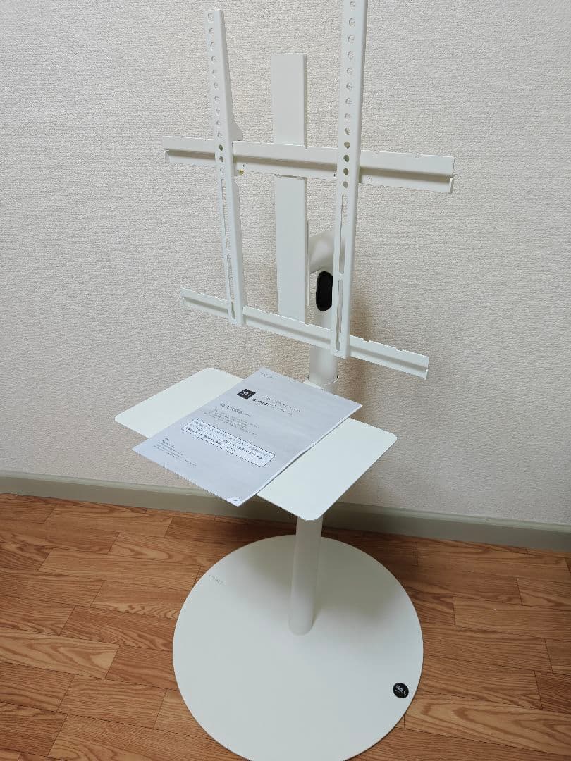 【廃盤】EQUALS Wall ホワイト スタンド式テレビ台 円形ベース