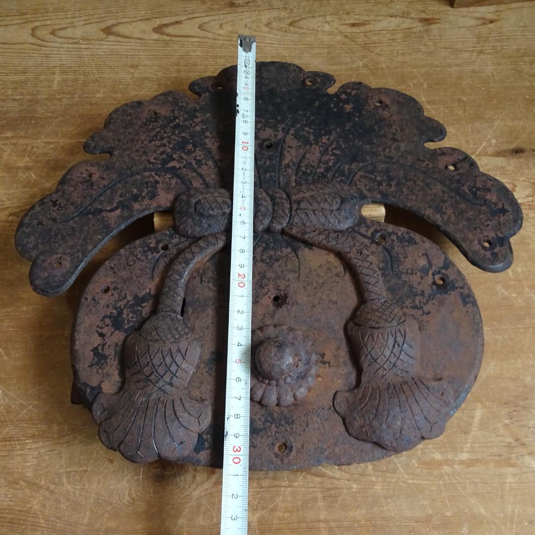 錆び鉄　古鉄　蔵 金具　アンティーク　金物　土蔵の蔵戸の金具