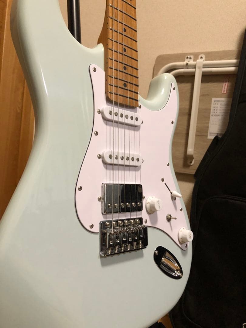 Eris.エレキギター ストラトキャスタータイプ