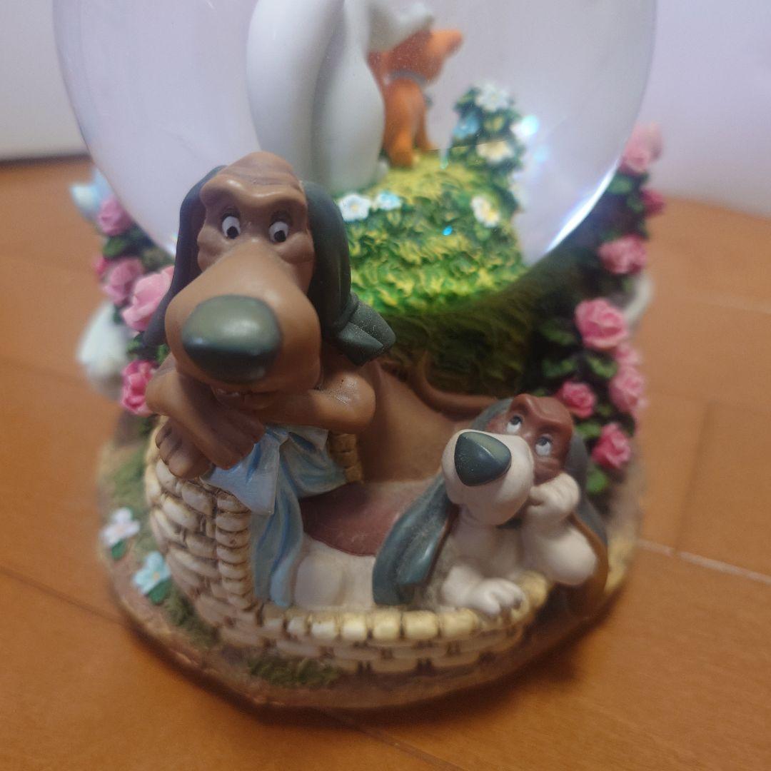 ディズニー　おしゃれキャットスノーグローブ